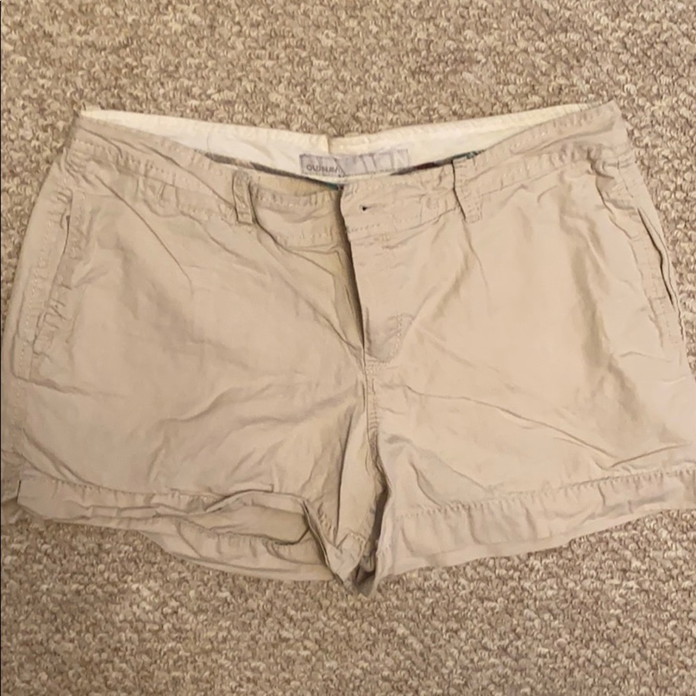 Tan size 8 dress shorts